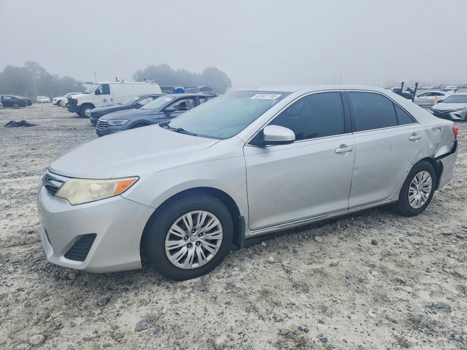 2014 Toyota Camry მანქანა იყიდება აუქციონზე, vin: 4T4BF1FK1ER407431, აუქციონის ნომერი: 62607706