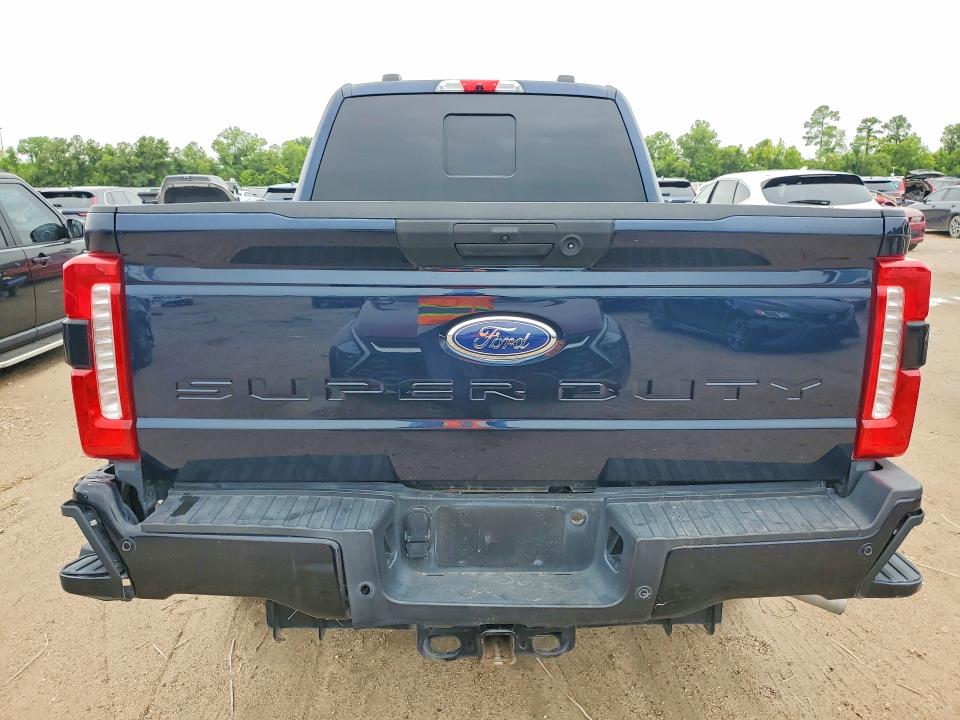61126906 :رقم المزاد ، 1FT8W2BA9RED44011 vin ، 2024 Ford F250 مزاد بيع