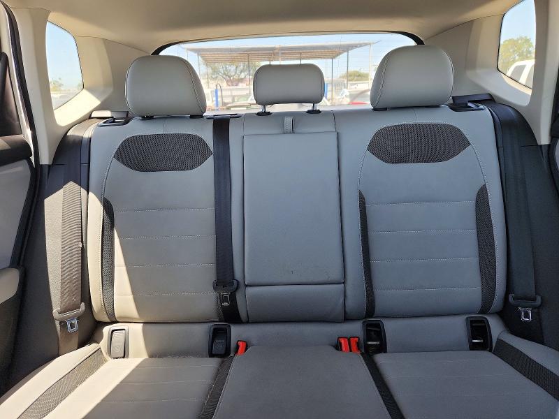 Продажа на аукционе авто 2022 Volkswagen Taos, vin: 3VVRX7B25NM022978, номер лота: 60086636