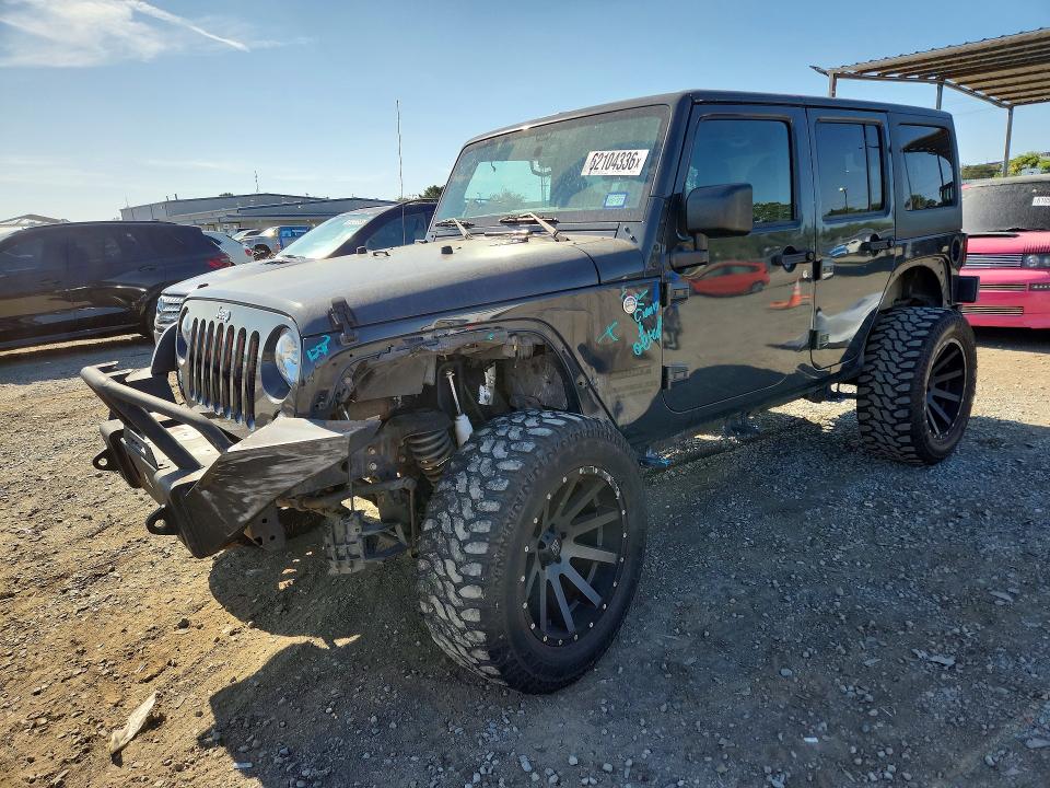 62104336 :رقم المزاد ، 1C4BJWDG8GL318909 vin ، 2016 Jeep Wrangler Unlimited مزاد بيع