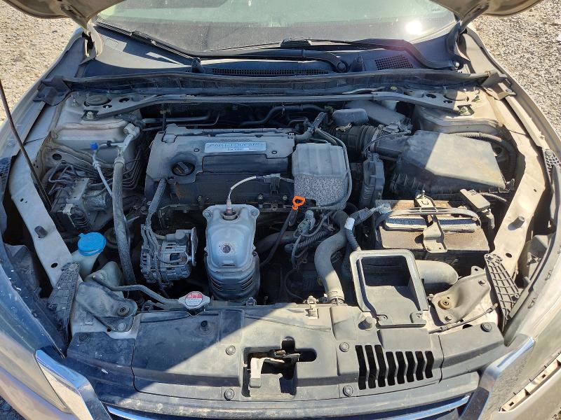 60629556 :رقم المزاد ، 1HGCR2F83FA010764 vin ، 2015 Honda Accord مزاد بيع