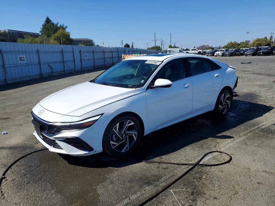 2025 Hyundai Elantra მანქანა იყიდება აუქციონზე, vin: KMHLS4DG2SU856297, აუქციონის ნომერი: 63604576