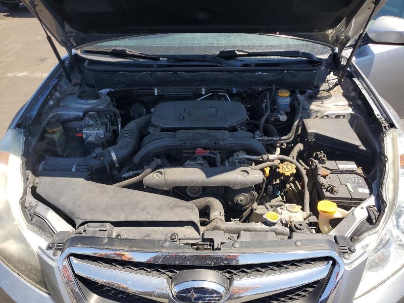 61023526 :رقم المزاد ، 4S3BMBF69B3249645 vin ، 2011 Subaru Legacy مزاد بيع