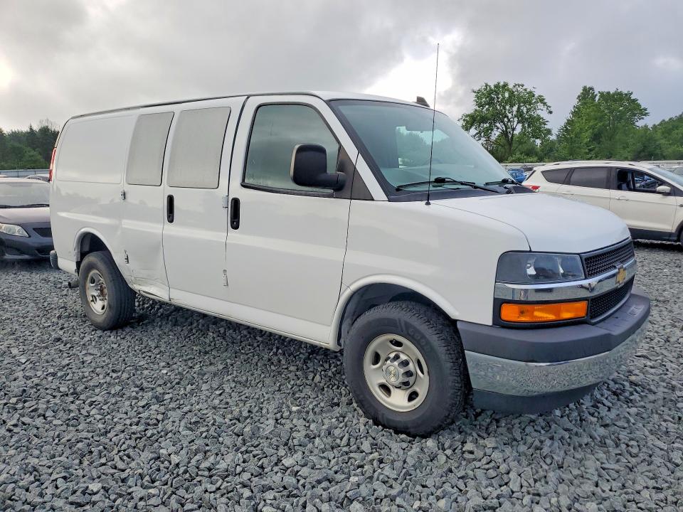 59620486 :رقم المزاد ، 1GCWGAF72M1150322 vin ، 2021 Chevrolet Express 2500 مزاد بيع