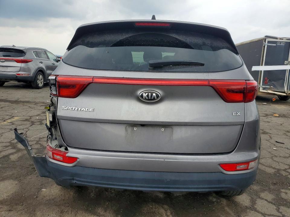 62632376 :رقم المزاد ، KNDPNCAC6H7270220 vin ، 2017 Kia Sportage مزاد بيع