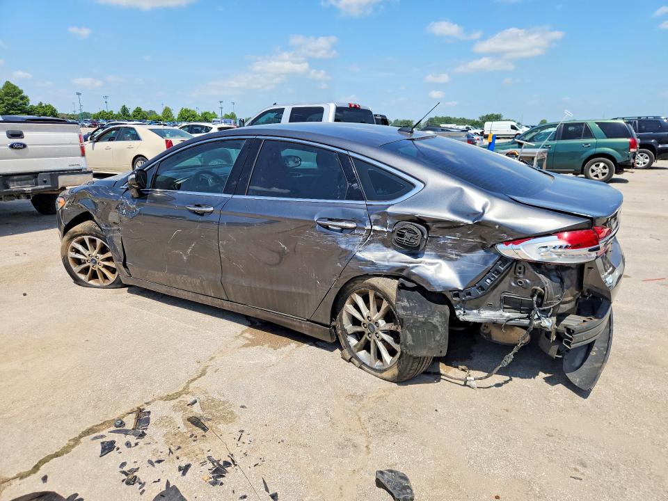 58739096 :رقم المزاد ، 3FA6P0HD4HR405163 vin ، 2017 Ford Fusion مزاد بيع