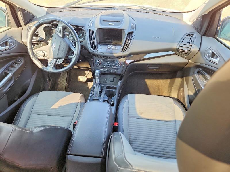 Продажа на аукционе авто 2017 Ford Escape, vin: 1FMCU9GD4HUA43433, номер лота: 62821366