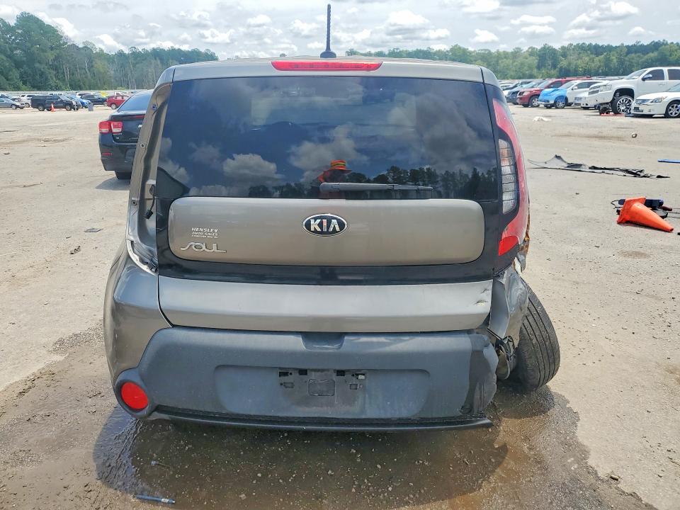 60481696 :رقم المزاد ، KNDJN2A29F7168317 vin ، 2015 Kia Soul مزاد بيع