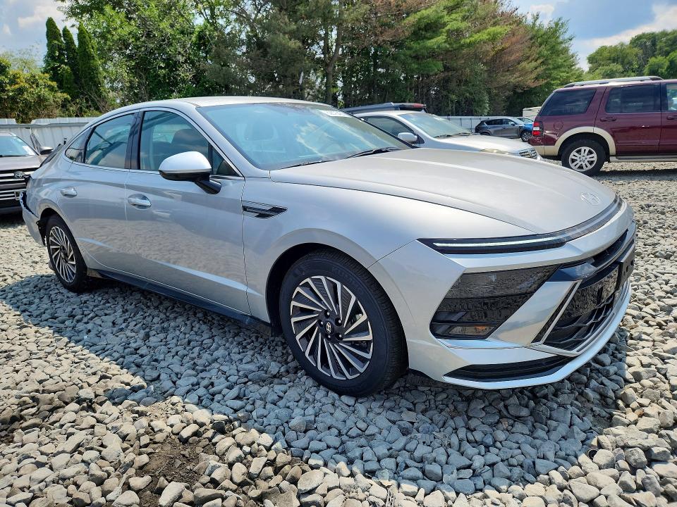 Продажа на аукционе авто 2025 Hyundai Sonata Hybrid, vin: KMHL34JJ7SA133379, номер лота: 62676426