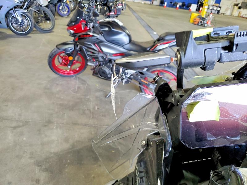 Продаж на аукціоні авто 2025 Bmw R 1300, vin: WB10M3307S6L38476, номер лоту: 59243876