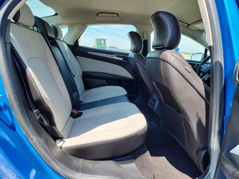 63585686 :رقم المزاد ، 3FA6P0HD3KR285718 vin ، 2019 Ford Fusion مزاد بيع