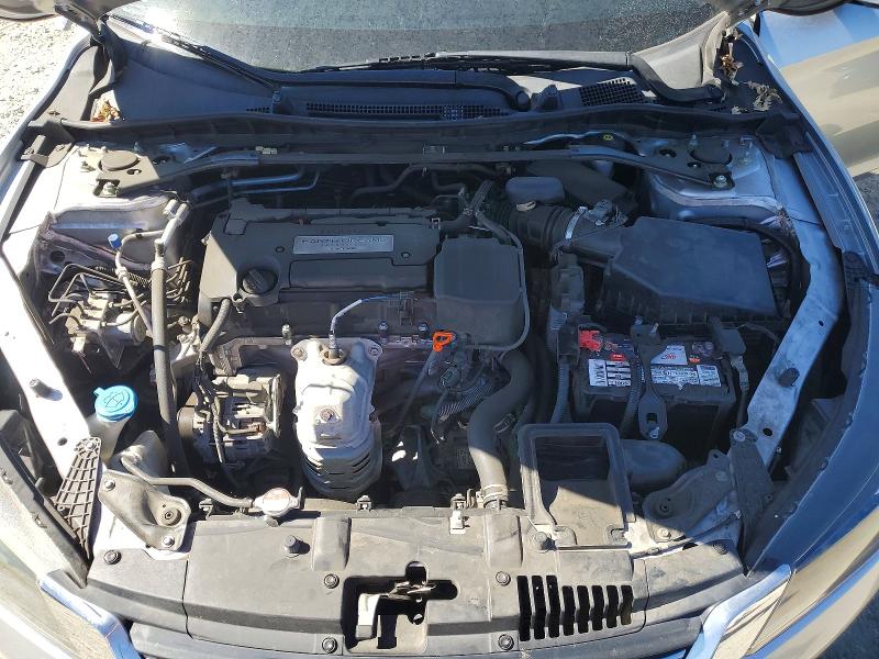 61443686 :رقم المزاد ، 1HGCR2F52FA089303 vin ، 2015 Honda Accord مزاد بيع