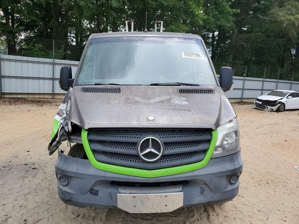 59085596 :رقم المزاد ، WD3PE7CC4E5843296 vin ، 2014 Mercedes-benz Sprinter مزاد بيع