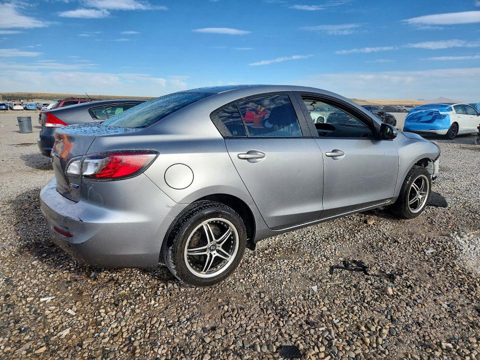 59385936 :رقم المزاد ، JM1BL1UP1D1779258 vin ، 2013 Mazda 3 مزاد بيع