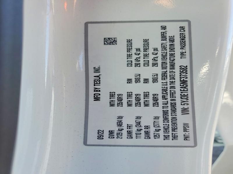 62711056 :رقم المزاد ، 5YJ3E1EA5NF373582 vin ، 2022 Tesla Model 3 مزاد بيع