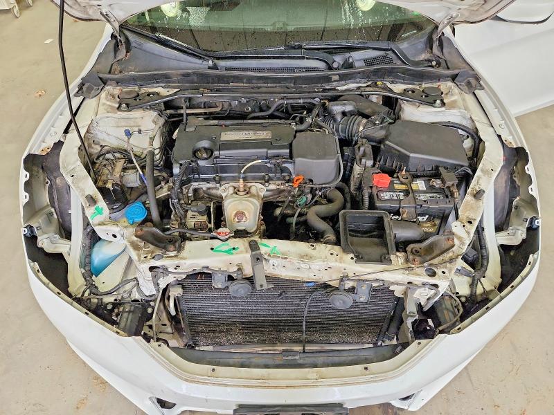 62018896 :رقم المزاد ، 1HGCR2F50FA200527 vin ، 2015 Honda Accord مزاد بيع