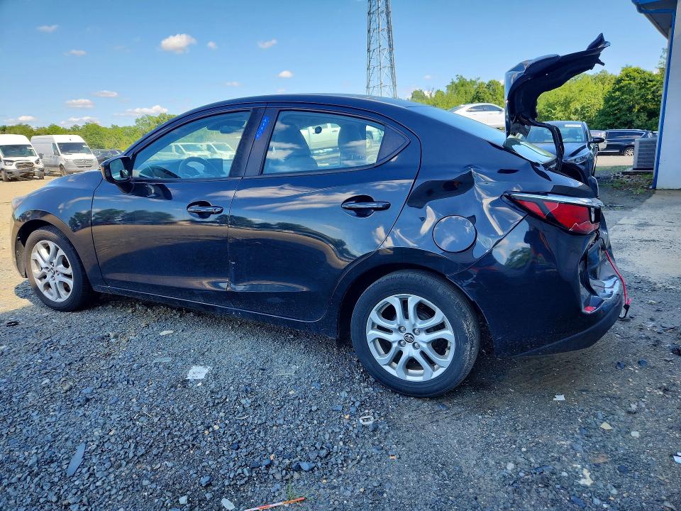 59669586 :رقم المزاد ، 3MYDLBYV0HY172407 vin ، 2017 Toyota Yaris Ia مزاد بيع