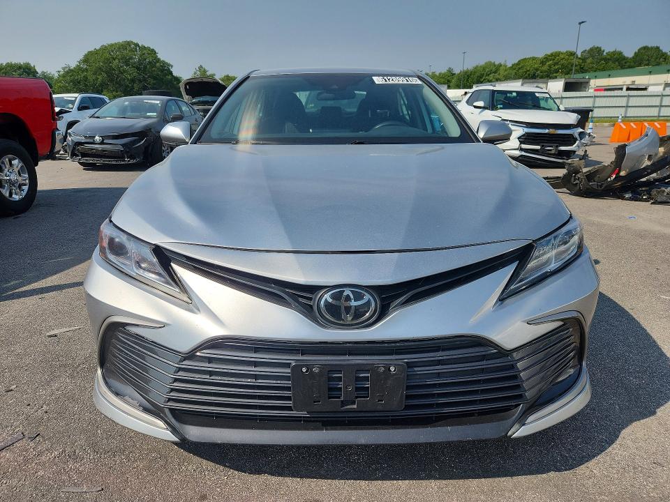 Продаж на аукціоні авто 2023 Toyota Camry, vin: 4T1C11AK5PU809105, номер лоту: 61289916