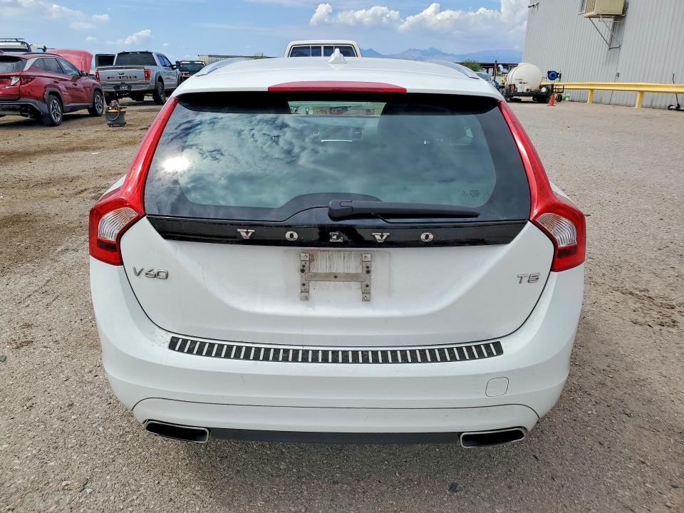 Продаж на аукціоні авто 2016 Volvo V60, vin: YV140MEK9G1288523, номер лоту: 61045566