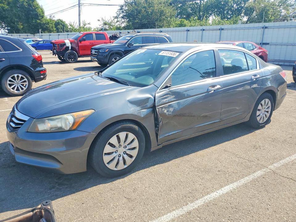 61151936 :رقم المزاد ، 1HGCP2F3XCA210594 vin ، 2012 Honda Accord مزاد بيع
