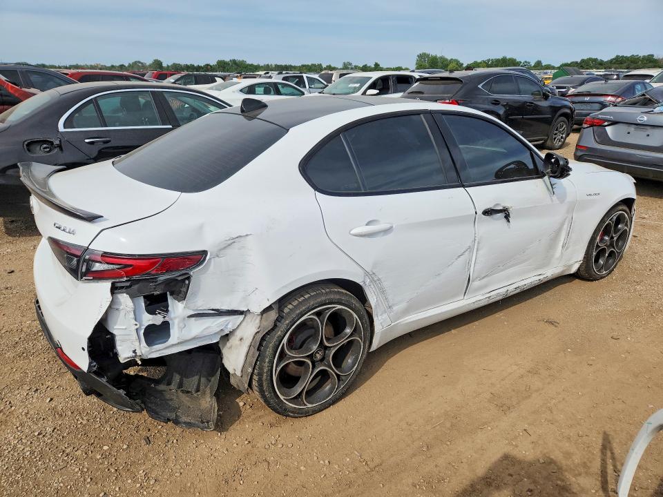 Продажа на аукционе авто 2024 Alfa Romeo Giulia, vin: ZARFANBN4R7681299, номер лота: 60740966