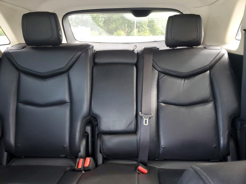 62164896 :رقم المزاد ، 1GYKNBRS1HZ270561 vin ، 2017 Cadillac Xt5 مزاد بيع