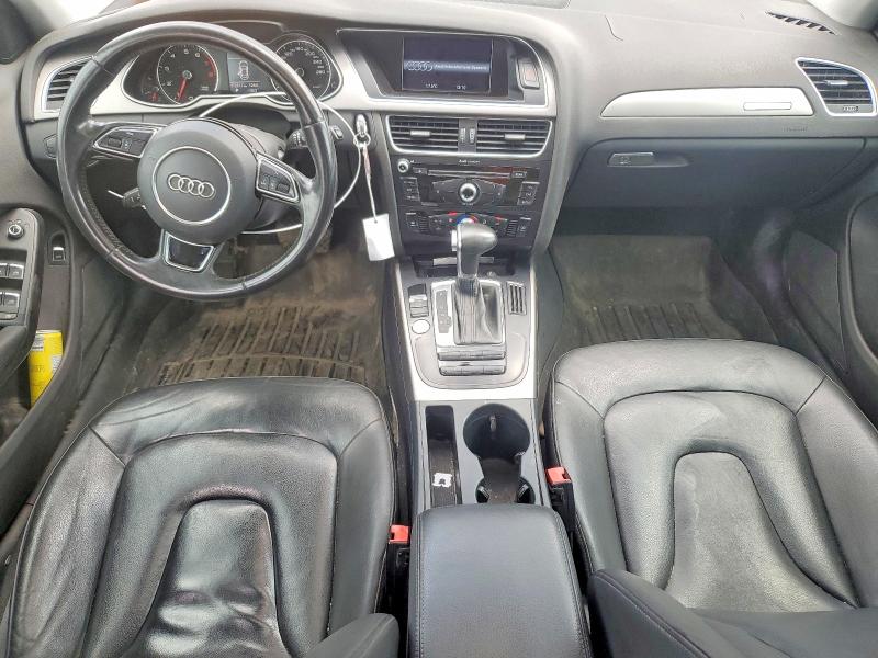 61029706 :رقم المزاد ، WAUBFCFL0FN002284 vin ، 2015 Audi A4 مزاد بيع