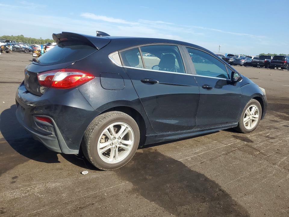Продажа на аукционе авто 2018 Chevrolet Cruze, vin: 3G1BE6SMXJS597593, номер лота: 60464126