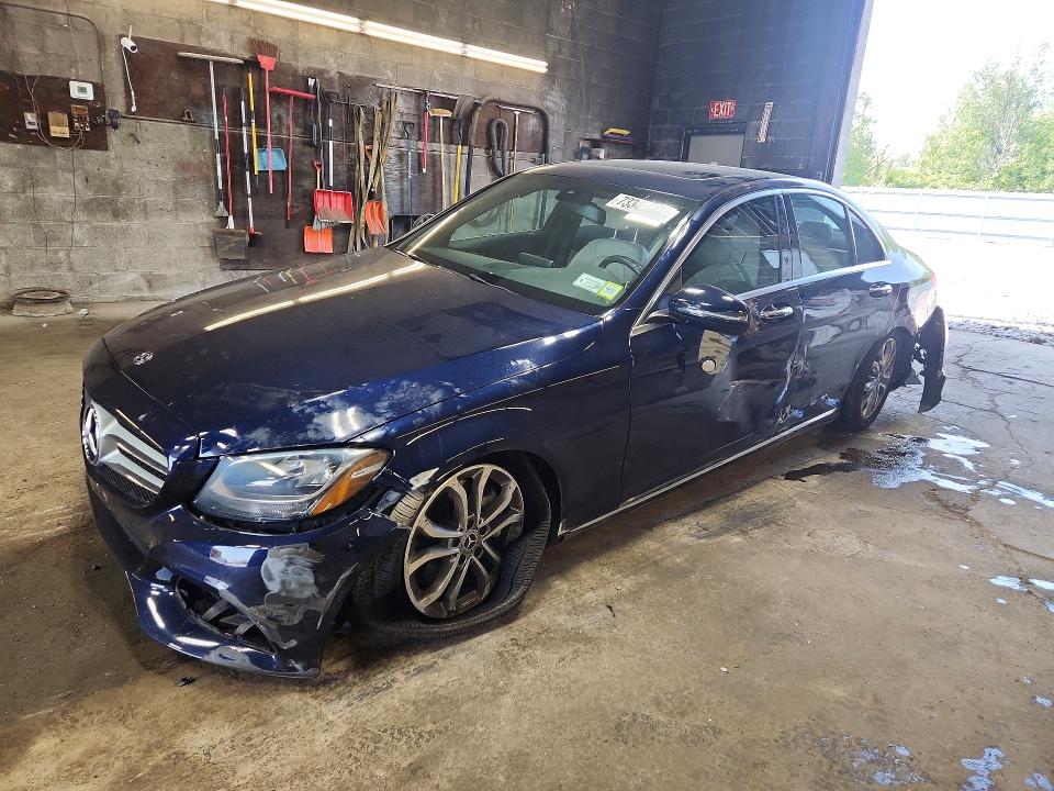 Продаж на аукціоні авто 2018 Mercedes-benz C, vin: 55SWF4KB0JU241850, номер лоту: 73342445