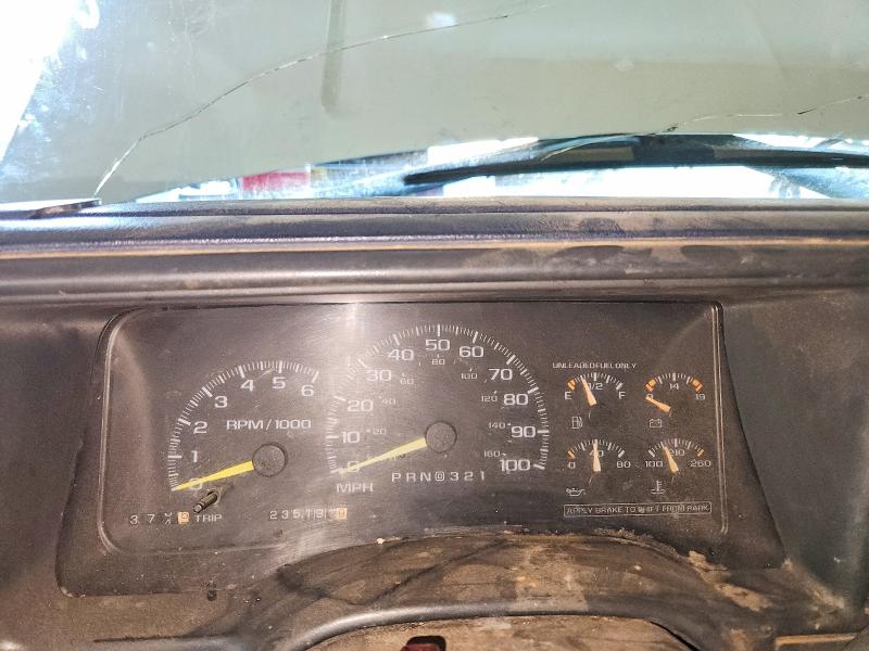 63345186 :رقم المزاد ، 1GCEC19M8VE107266 vin ، 1997 Chevrolet Gmt-400 مزاد بيع