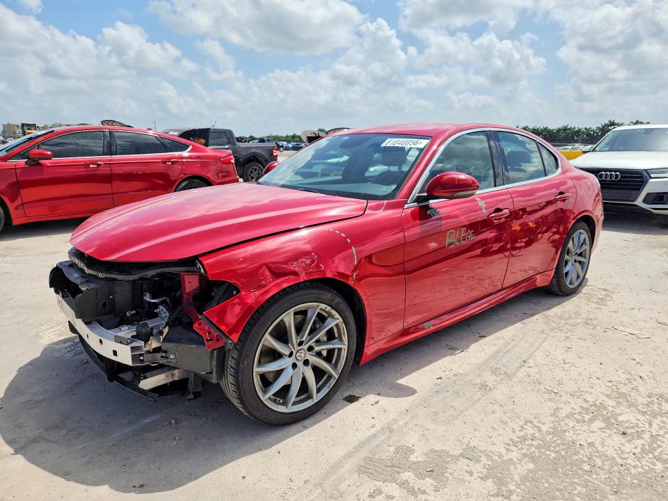 Продажа на аукционе авто 2017 Alfa Romeo Giulia, vin: ZARFAEBN4H7551571, номер лота: 61840056