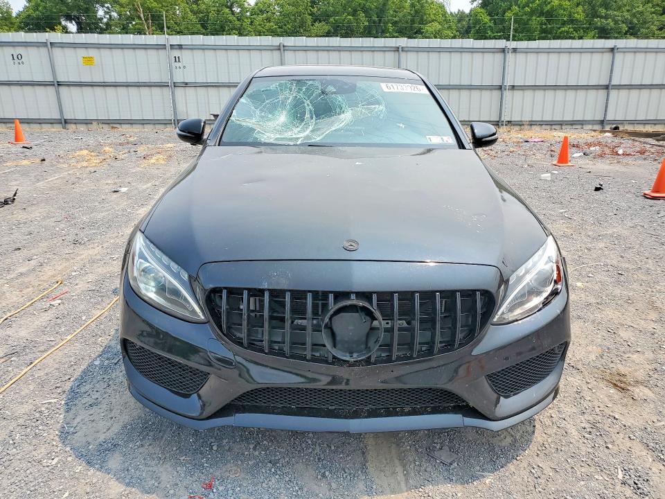 61733926 :رقم المزاد ، 55SWF4KB1HU193222 vin ، 2017 Mercedes-benz C مزاد بيع