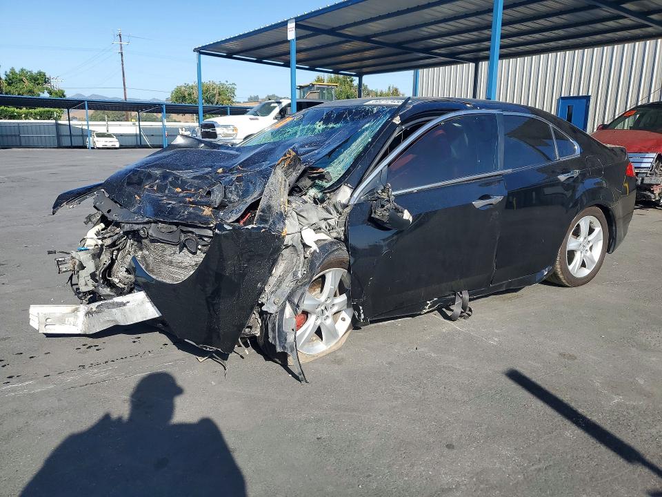 60212456 :رقم المزاد ، JH4CU2F63AC030990 vin ، 2010 Acura Tsx مزاد بيع