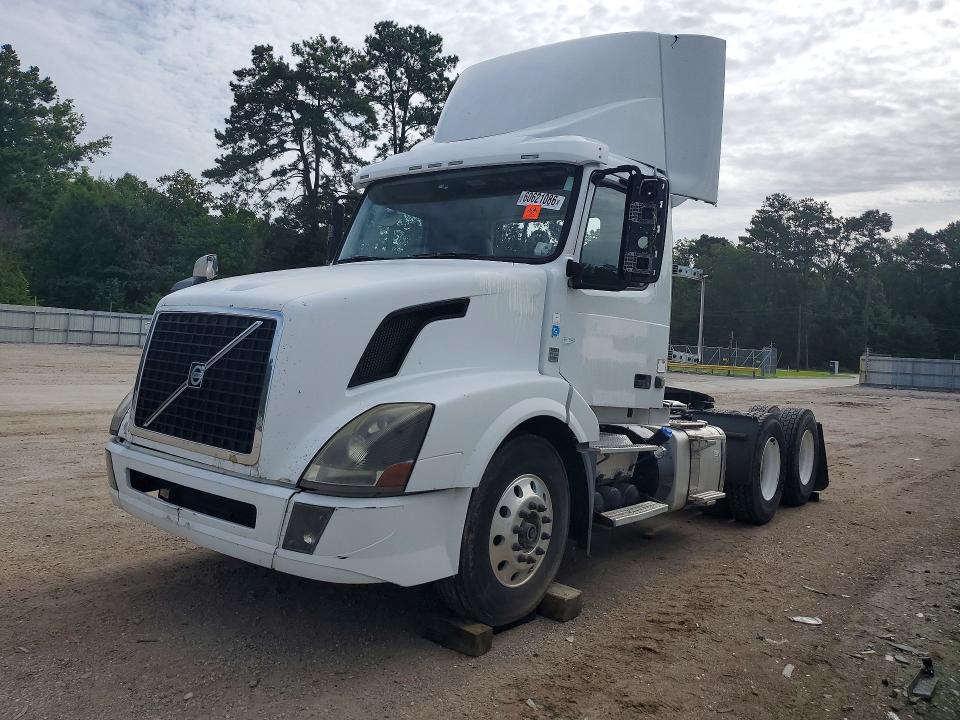 Продаж на аукціоні авто 2016 Volvo Vnl, vin: 4V4NC9EG4GN929956, номер лоту: 60621086