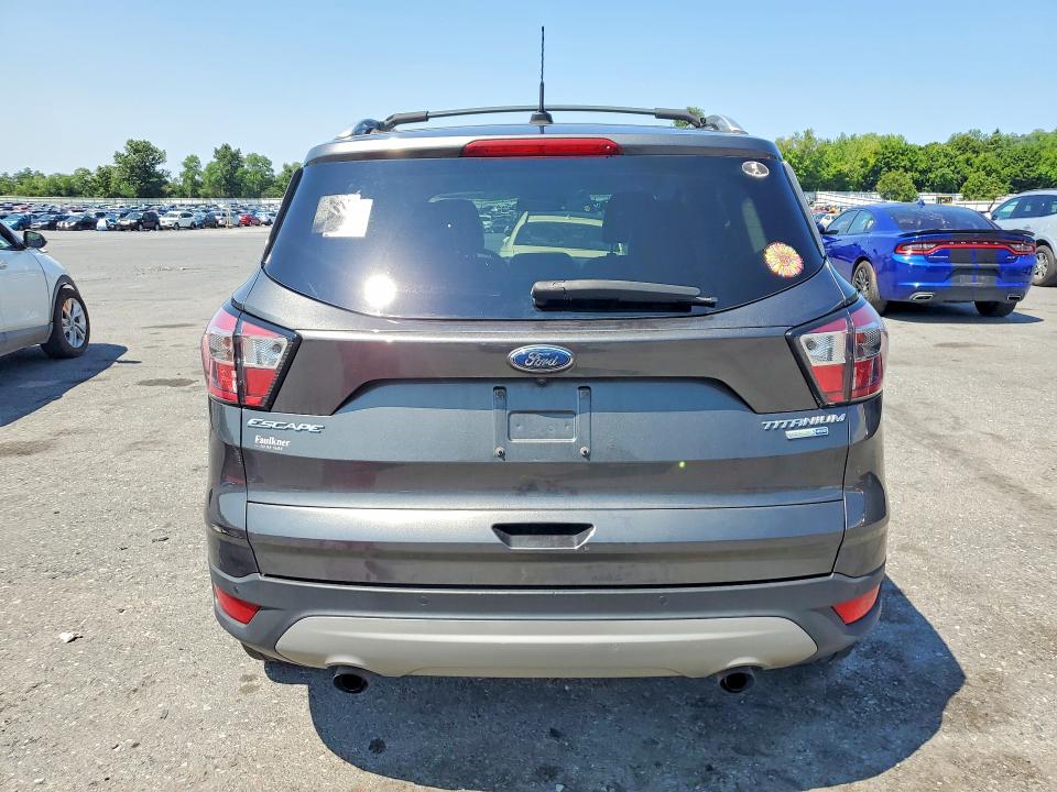 2017 Ford Escape მანქანა იყიდება აუქციონზე, vin: 1FMCU9J94HUD90684, აუქციონის ნომერი: 61746396