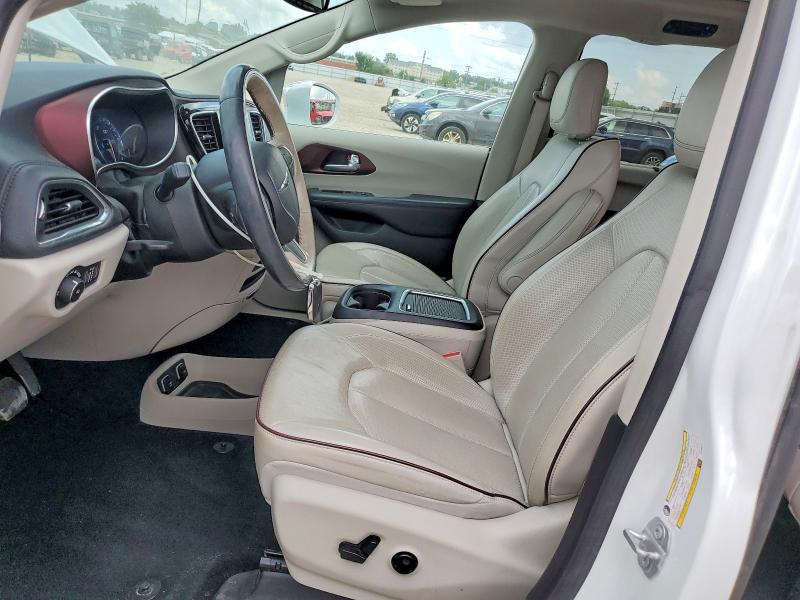 61138506 :رقم المزاد ، 2C4RC1GG6LR136411 vin ، 2020 Chrysler Pacifica مزاد بيع