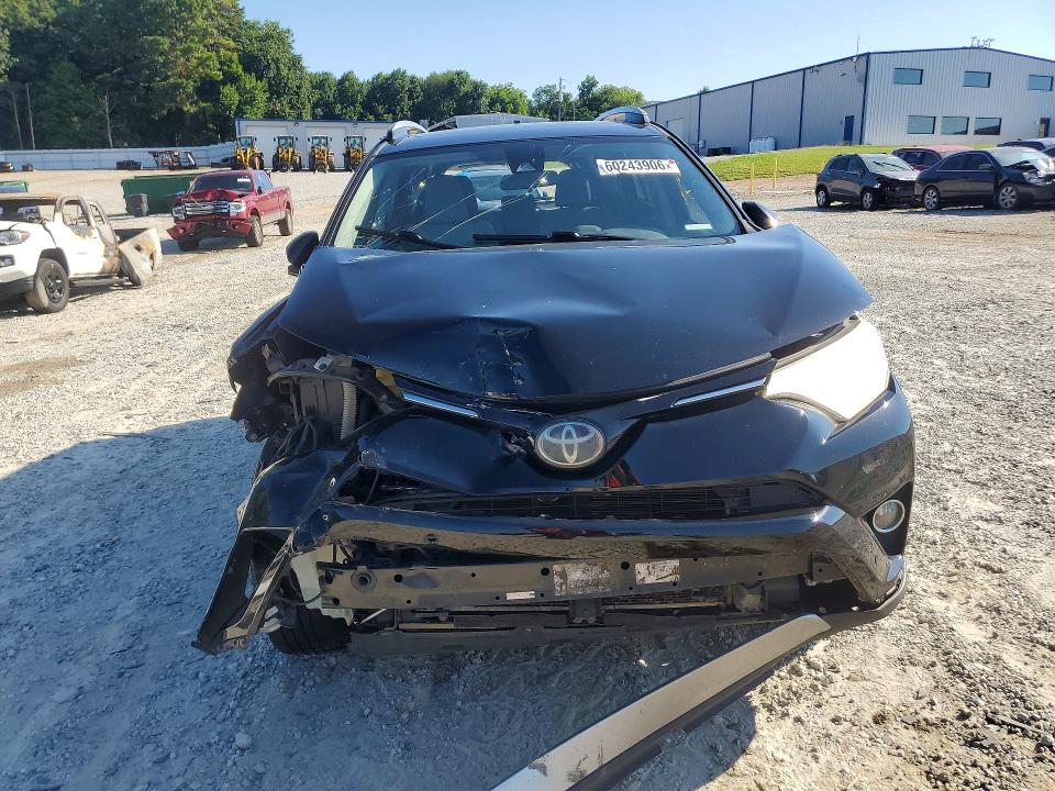 Продаж на аукціоні авто 2017 Toyota Rav4, vin: 2T3WFREV0HW387853, номер лоту: 60243906
