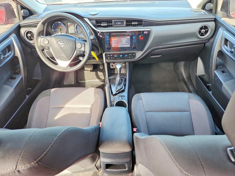 62846296 :رقم المزاد ، 2T1BURHE0JC984808 vin ، 2018 Toyota Corolla مزاد بيع
