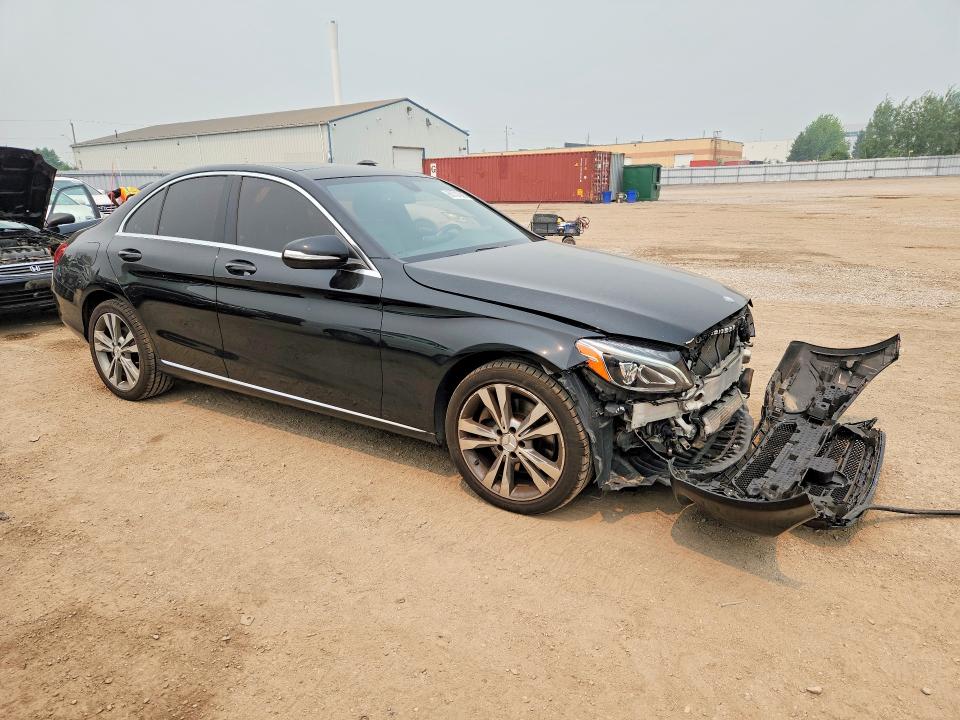 60737986 :رقم المزاد ، 55SWF4KB7FU000763 vin ، 2015 Mercedes-benz C مزاد بيع