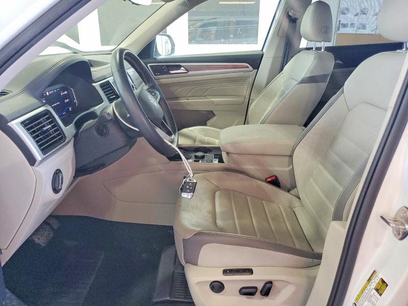 60918876 :رقم المزاد ، 1V2TR2CA5MC550350 vin ، 2021 Volkswagen Atlas مزاد بيع