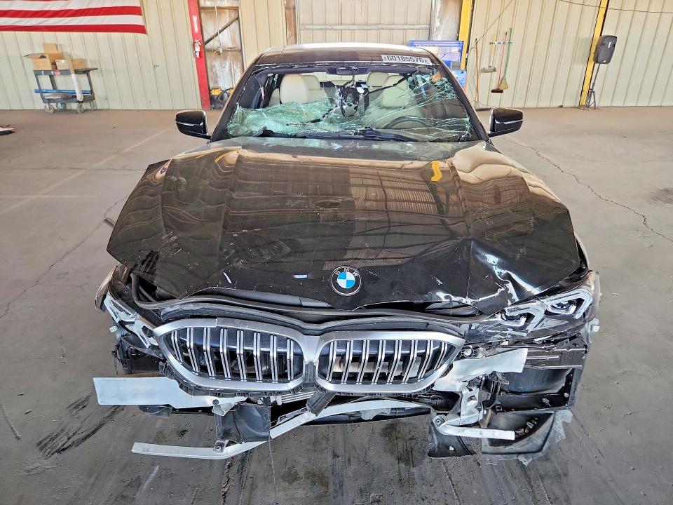 60185576 :رقم المزاد ، 3MW89CW05S8F36322 vin ، 2025 Bmw 330xi مزاد بيع