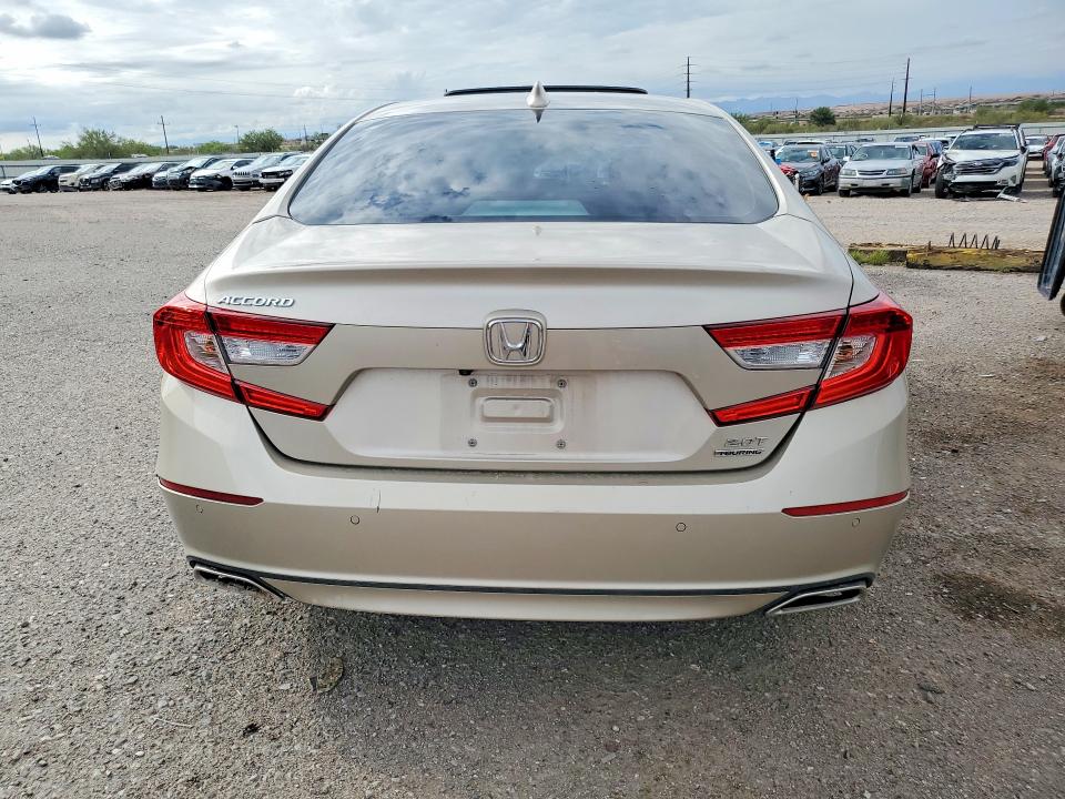Auction sale of the 2020 Honda Accord, vin: 1HGCV2F96LA020706, lot number: 61939706