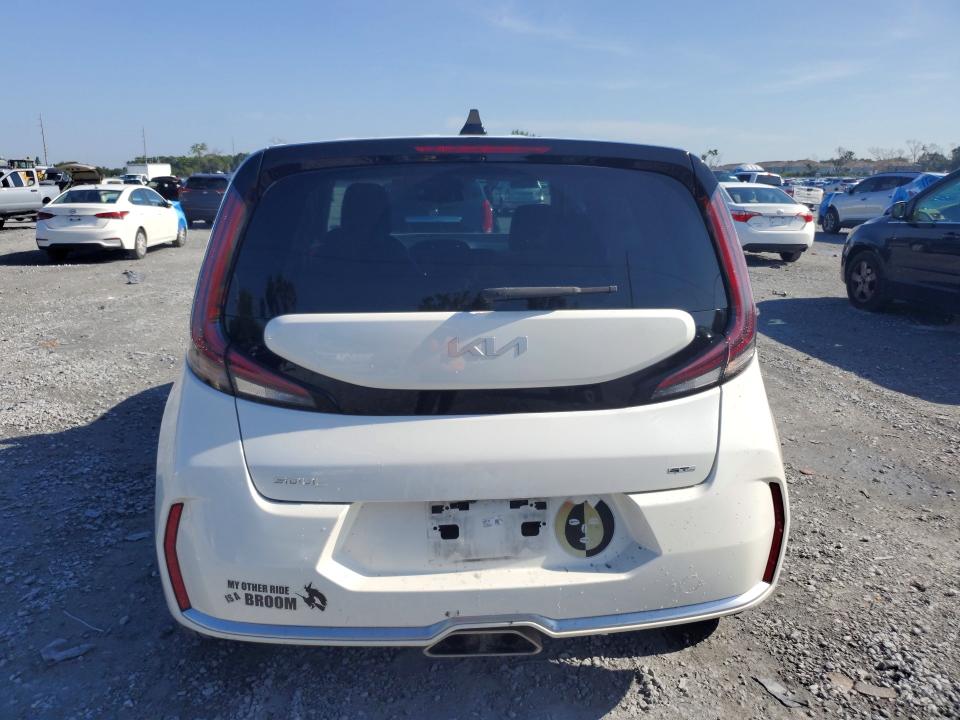 62045526 :رقم المزاد ، KNDJ53AU4R7236115 vin ، 2024 Kia Soul مزاد بيع