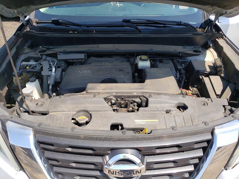 85770585 :رقم المزاد ، 5N1DR2MM0HC693190 vin ، 2017 Nissan Pathfinder مزاد بيع