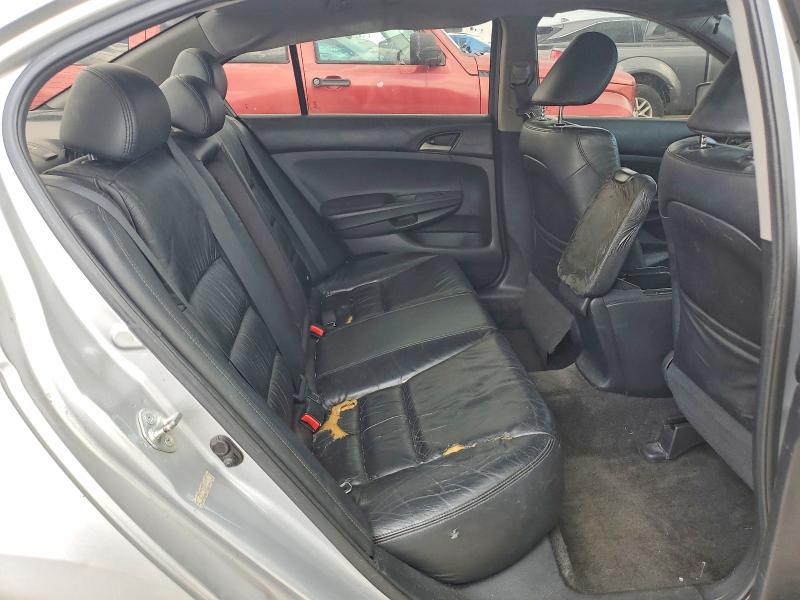 62850736 :رقم المزاد ، 1HGCP2F64BA025711 vin ، 2011 Honda Accord مزاد بيع