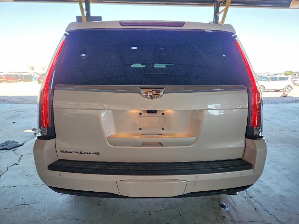 Продажа на аукционе авто 2018 Cadillac Escalade, vin: 1GYS4DKJ8JR256369, номер лота: 63230496