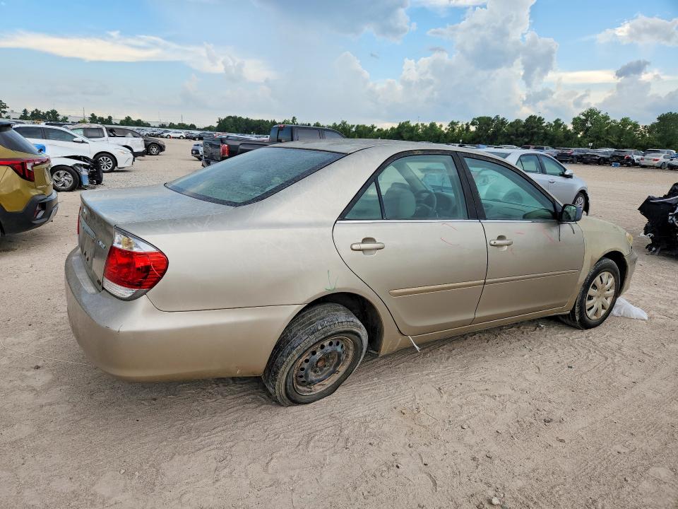 59792286 :رقم المزاد ، 4T1BE32K35U394440 vin ، 2005 Toyota Camry مزاد بيع