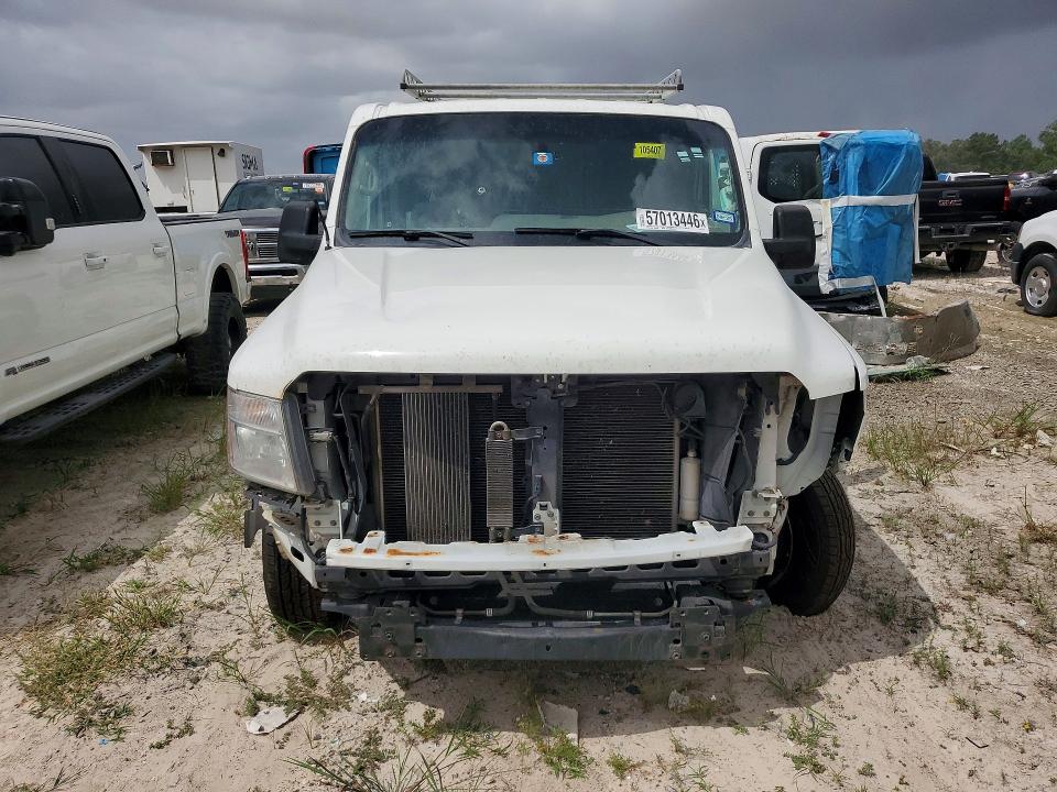 57013446 :رقم المزاد ، 1N6BF0KY4LN811475 vin ، 2020 Nissan Nv مزاد بيع
