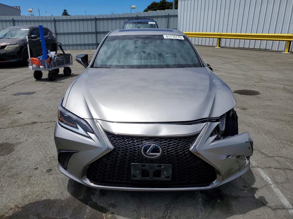 Продажа на аукционе авто 2019 Lexus Es, vin: 58ABZ1B19KU023867, номер лота: 61716776