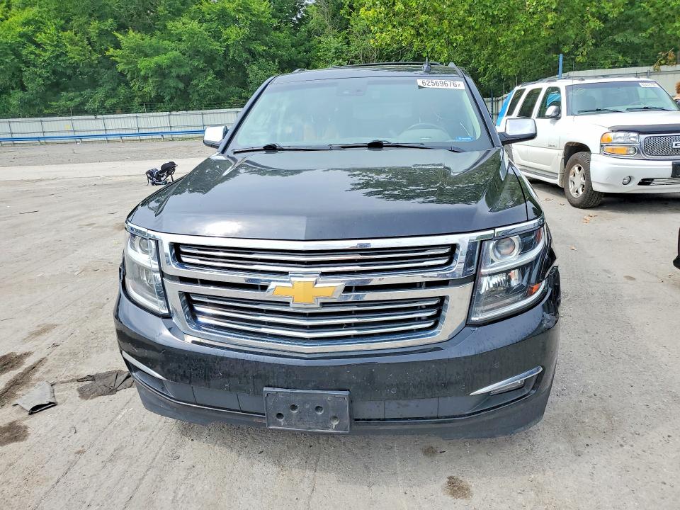 2015 Chevrolet Suburban მანქანა იყიდება აუქციონზე, vin: 1GNSKKKC7FR675040, აუქციონის ნომერი: 62569676